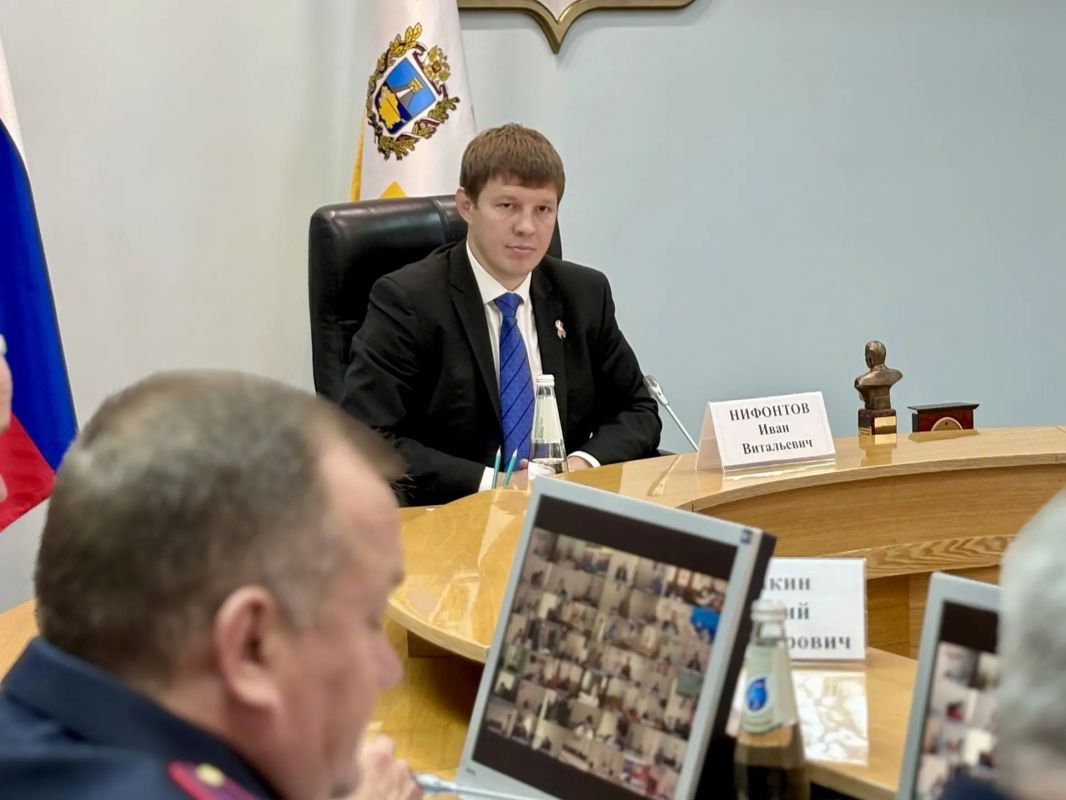 Аварийность с участием несовершеннолетних обсудили на заседании краевой межведомственной комиссии по обеспечению безопасности дорожного движения Аварийность с участием несовершеннолетних обсудили на заседании краевой межведомственной комиссии по обеспечению безопасности дорожного движения