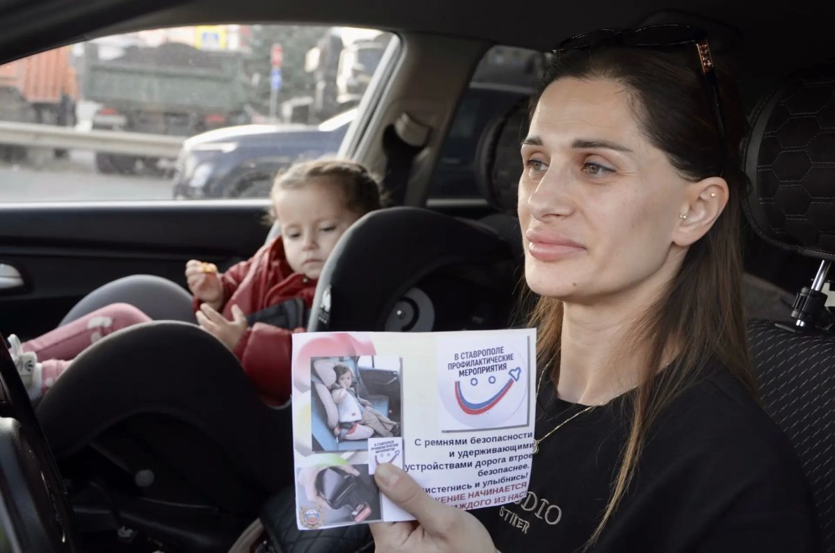 В Ставрополе Госавтоинспекция продолжает проводить рейды по контролю за перевозкой детей в рамках профилактики детского дорожно-транспортного травматизма В Ставрополе Госавтоинспекция продолжает проводить рейды по контролю за перевозкой детей в рамках профилактики детского дорожно-транспортного травматизма