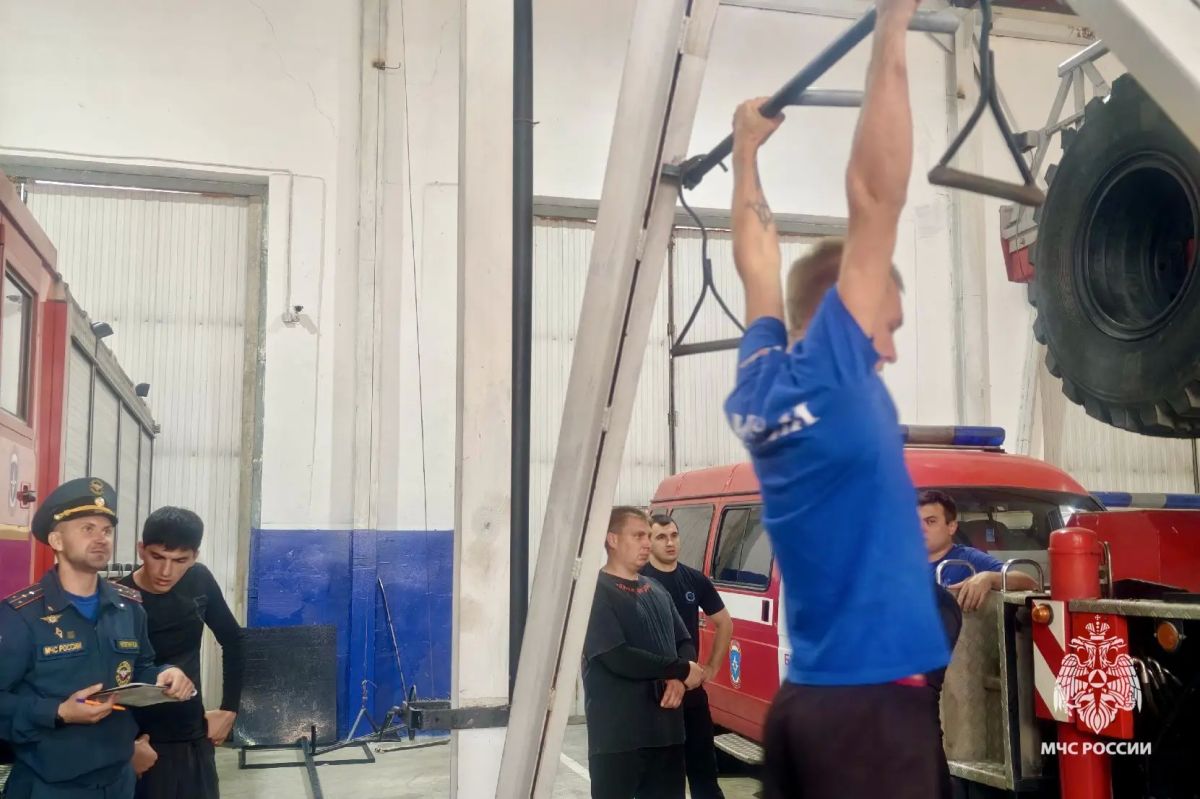 В МЧС Ставрополья продолжаются занятия с личным составом по служебной подготовке В МЧС Ставрополья продолжаются занятия с личным составом по служебной подготовке