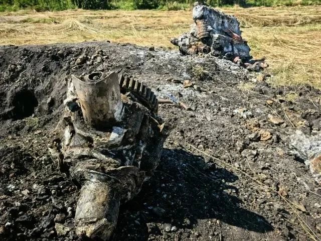 Разыскиваются родственники ранее пропавшего без вести стрелка-радиста из Кисловодска Лобжанидзе Алексея Акакиевича Разыскиваются родственники ранее пропавшего без вести стрелка-радиста из Кисловодска Лобжанидзе Алексея Акакиевича