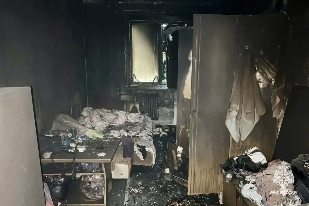#ПожарныеСутки26. Огнеборцы МЧС Ставрополья спасли 5 человек из пожара Вчера в поселке Горячеводском, на улице Заводской, произошел пожар на 4-м этаже многоквартирного жилого дома #ПожарныеСутки26. Огнеборцы МЧС Ставрополья спасли 5 человек из пожара Вчера в поселке Горячеводском, на улице Заводской, произошел пожар на 4-м этаже многоквартирного жилого дома