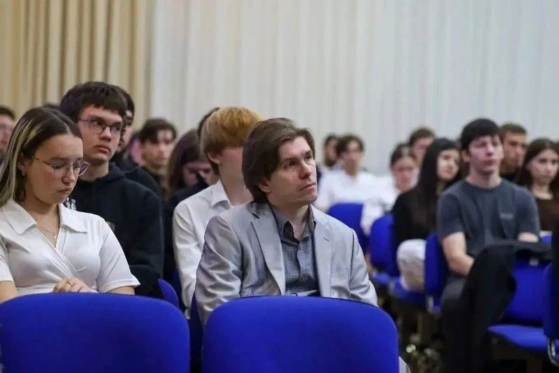 Традиционные для Пятигорска осенние встречи с первокурсниками проходят в вузах, техникумах и училищах города Традиционные для Пятигорска осенние встречи с первокурсниками проходят в вузах, техникумах и училищах города