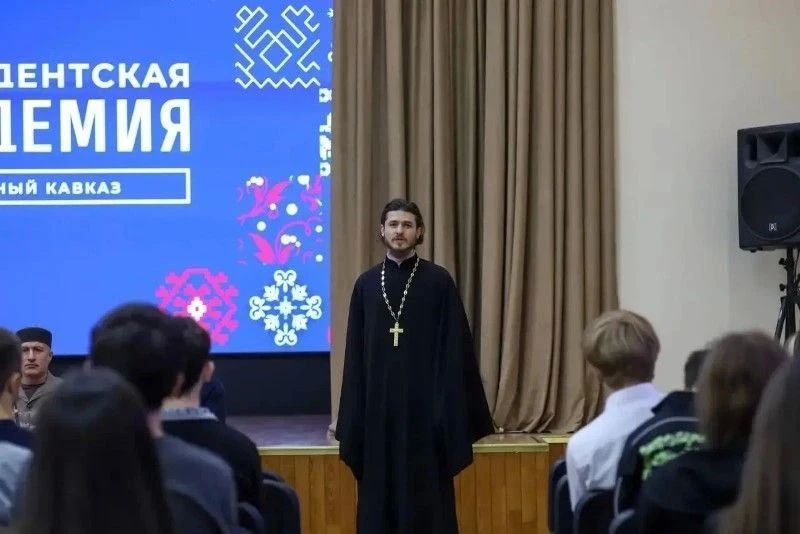 Традиционные для Пятигорска осенние встречи с первокурсниками проходят в вузах, техникумах и училищах города Традиционные для Пятигорска осенние встречи с первокурсниками проходят в вузах, техникумах и училищах города