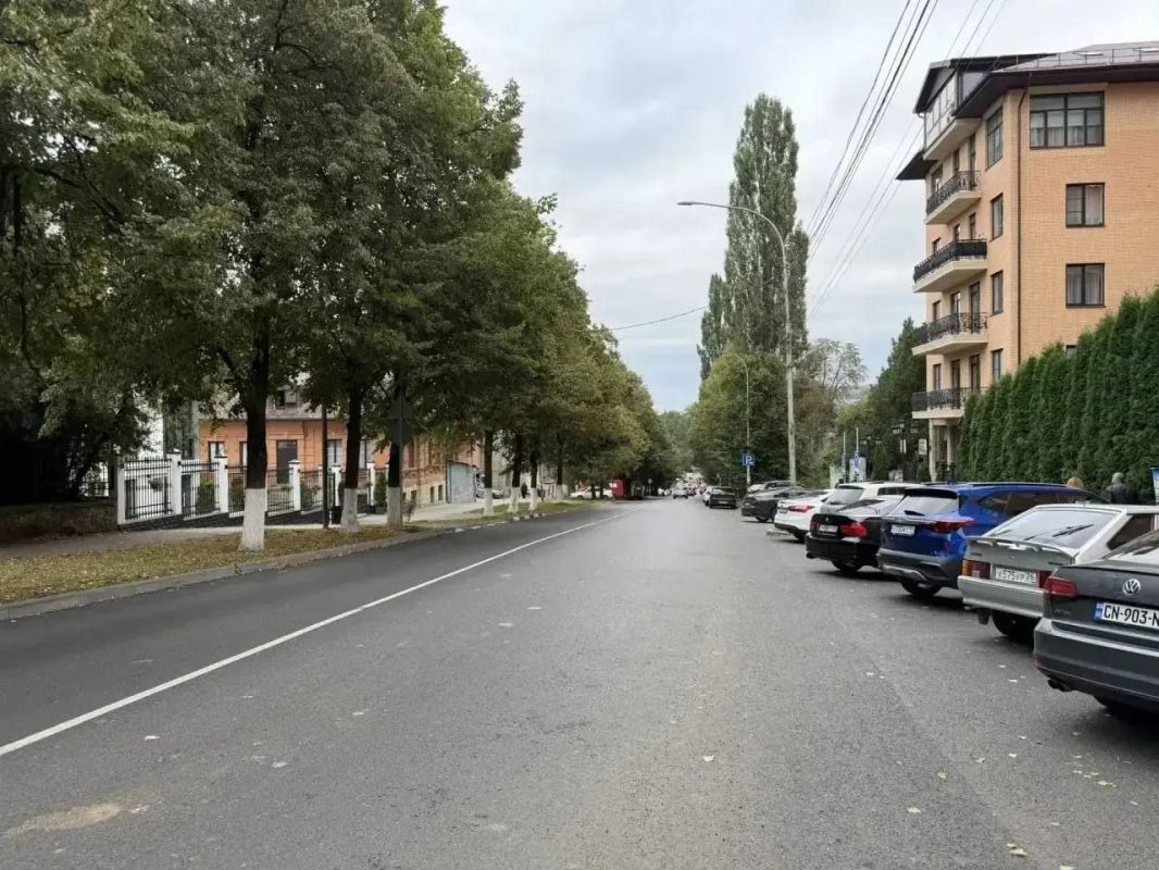В Кисловодске обновили более 3 километров центральных проспектов – Дзержинского, Первомайского и Мира В Кисловодске обновили более 3 километров центральных проспектов – Дзержинского, Первомайского и Мира