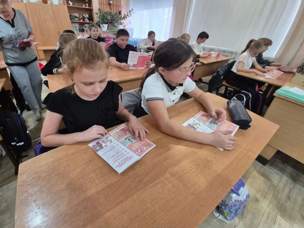 «Безопасный мир»: учимся безопасности вместе «Безопасный мир»: учимся безопасности вместе
