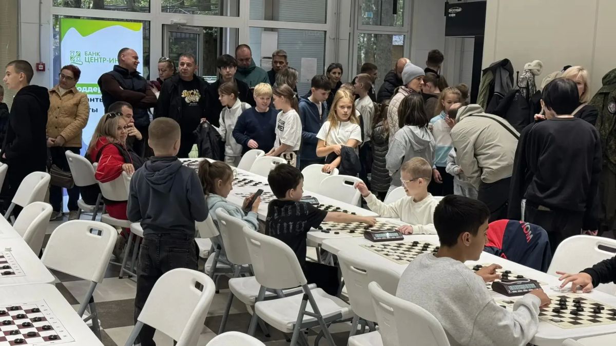 Насыщенная суббота в парке Победы Ставрополя: соревнования по северной ходьбе, шашкам и быстрым шахматам и закрытие мотосезона Насыщенная суббота в парке Победы Ставрополя: соревнования по северной ходьбе, шашкам и быстрым шахматам и закрытие мотосезона