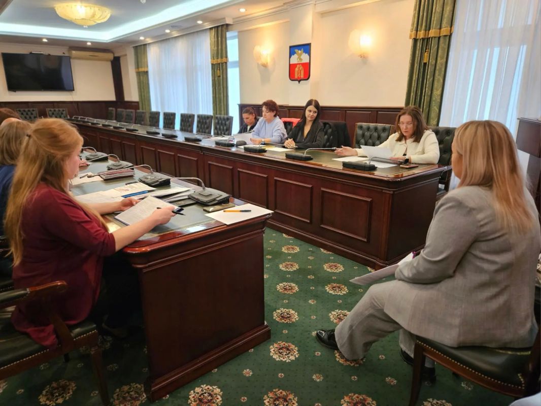 В Пятигорске обсудили легализацию зарплат и погашение долгов перед бюджетом В Пятигорске обсудили легализацию зарплат и погашение долгов перед бюджетом