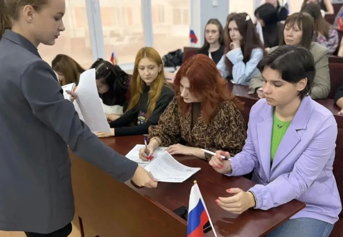 Филиал СГПИ в Ессентуках впервые стал региональной площадкой «Спортивного диктанта» Филиал СГПИ в Ессентуках впервые стал региональной площадкой «Спортивного диктанта»