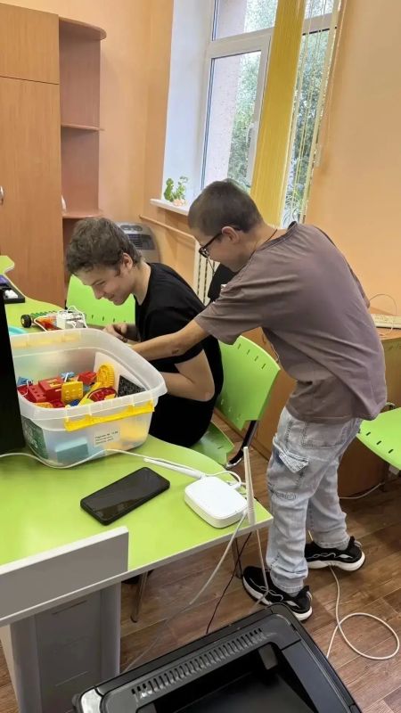 Евгений Моисеев: В Кисловодске впервые провели урок робототехники для незрячих детей