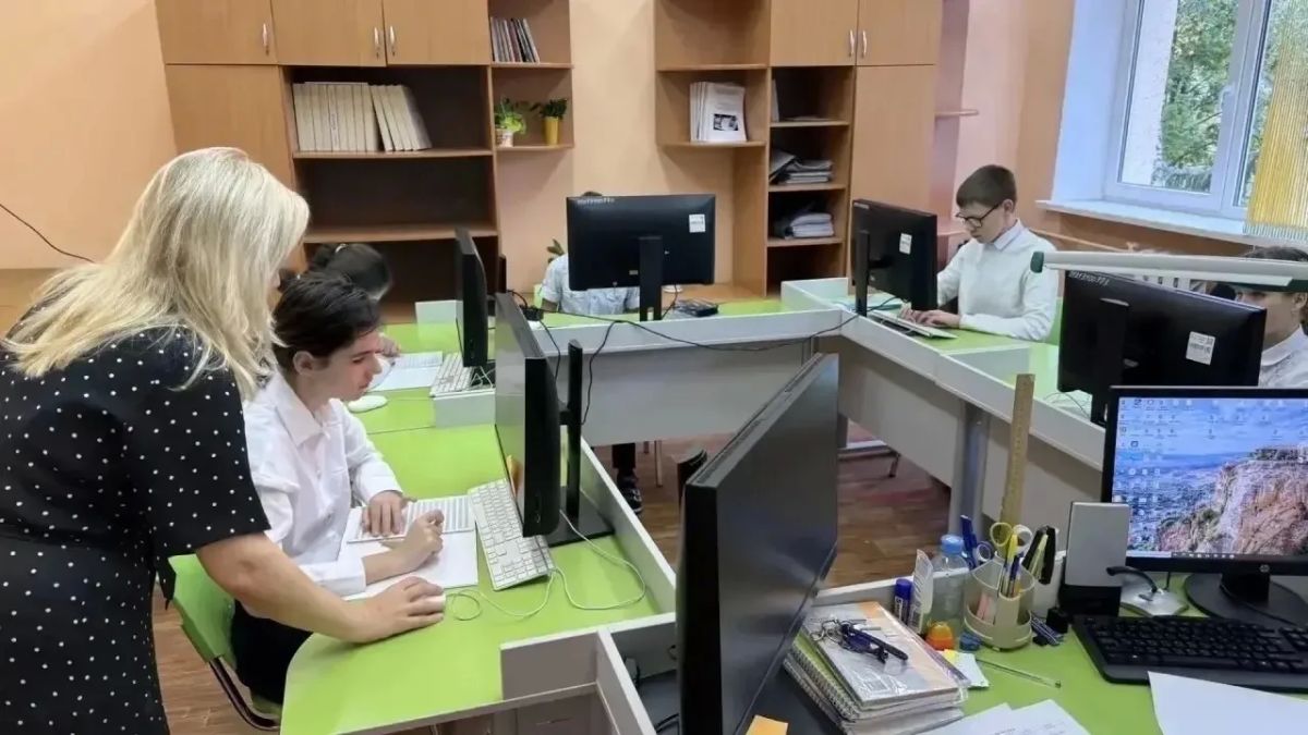 Евгений Моисеев: В Кисловодске впервые провели урок робототехники для незрячих детей Евгений Моисеев: В Кисловодске впервые провели урок робототехники для незрячих детей