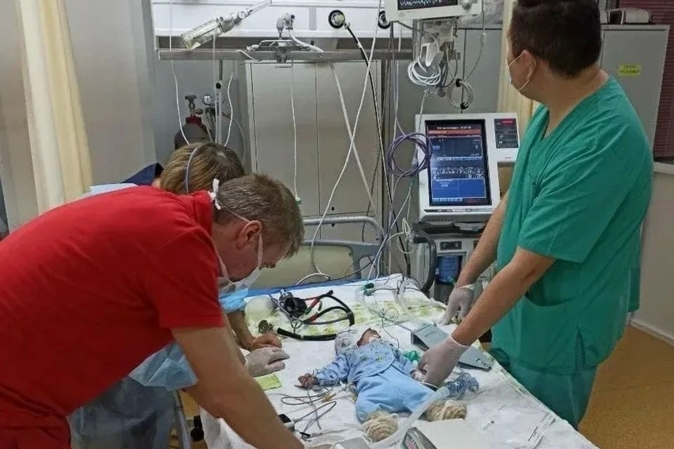 Родители из Ингушетии бросили в клинике тяжелобольного младенца, а деньги на лечение прогуляли