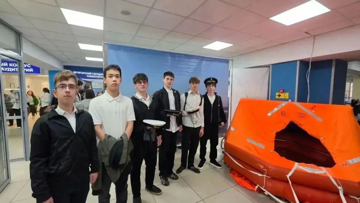 В Пятигорске прошла военно-патриотическая акция «Дни образовательных организаций ФСБ России» В Пятигорске прошла военно-патриотическая акция «Дни образовательных организаций ФСБ России»