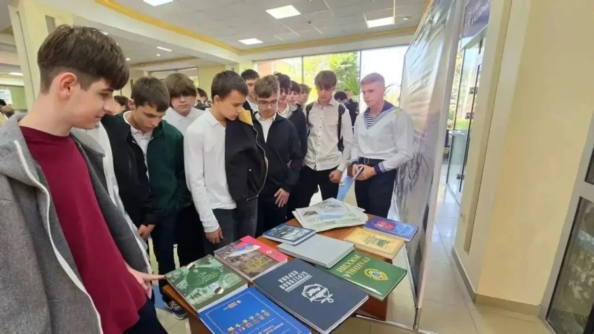 В Пятигорске прошла военно-патриотическая акция «Дни образовательных организаций ФСБ России» В Пятигорске прошла военно-патриотическая акция «Дни образовательных организаций ФСБ России»
