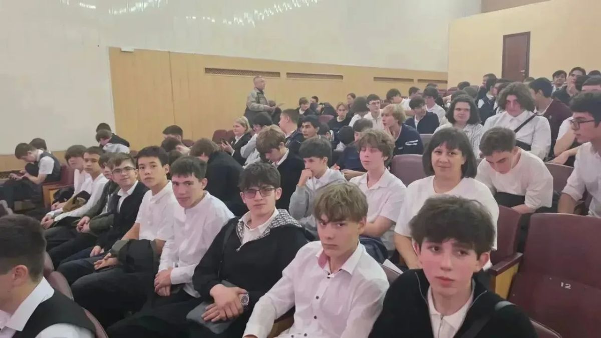 В Пятигорске прошла военно-патриотическая акция «Дни образовательных организаций ФСБ России» В Пятигорске прошла военно-патриотическая акция «Дни образовательных организаций ФСБ России»