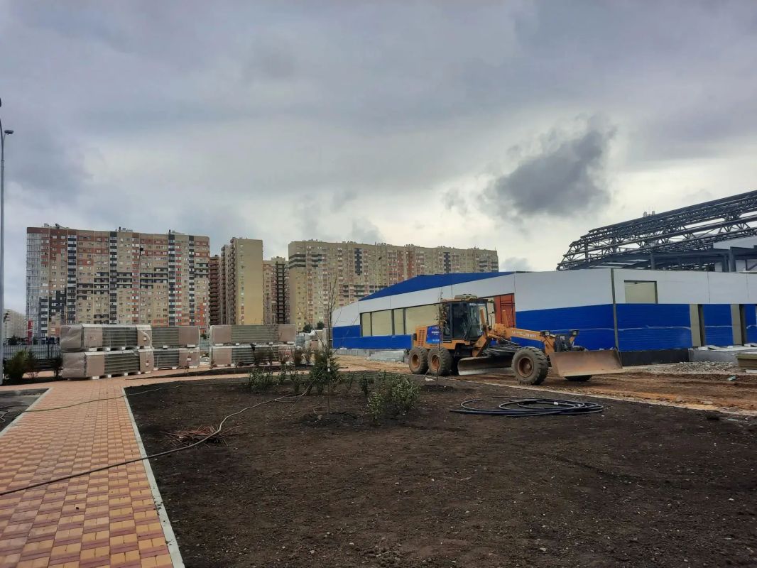 Иван Ульянченко: Строительство нового плавательного бассейна по улице Тухачевского в самом разгаре Иван Ульянченко: Строительство нового плавательного бассейна по улице Тухачевского в самом разгаре