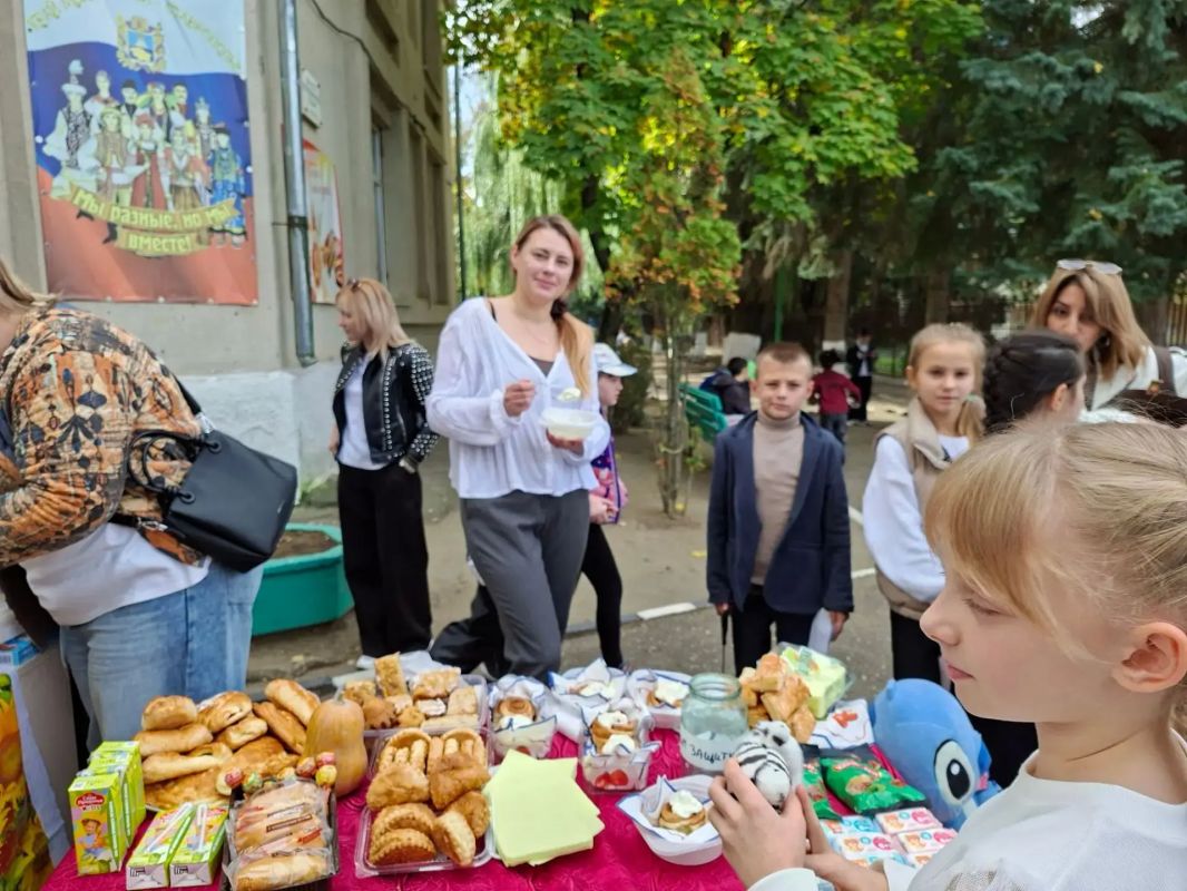 #МБОУНШN2 #ДОУ #ОсенняяЯрмарка #БлаготворительнаяЯрмарка #В_ЕдинствеНашаСила #ГодЕдинстваНародовРоссии #МБОУНШN2 #ДОУ #ОсенняяЯрмарка #БлаготворительнаяЯрмарка #В_ЕдинствеНашаСила #ГодЕдинстваНародовРоссии