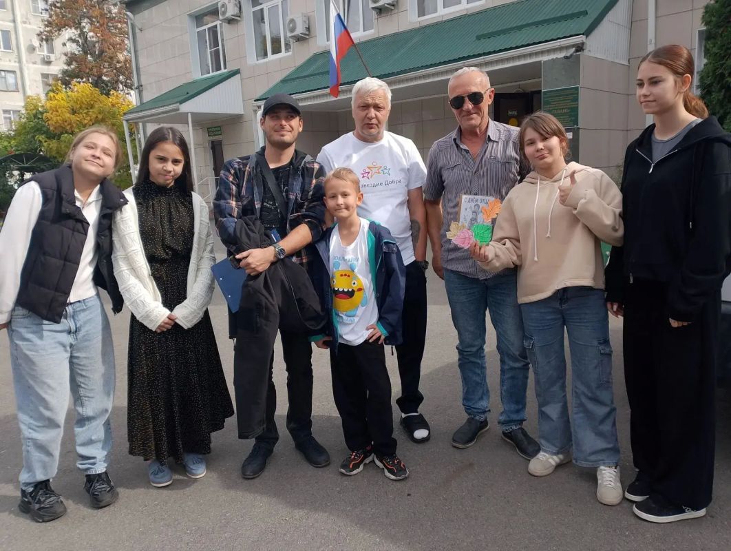 Спасибо за мужское плечо! В третье воскресенье октября в России традиционно отмечается День отца