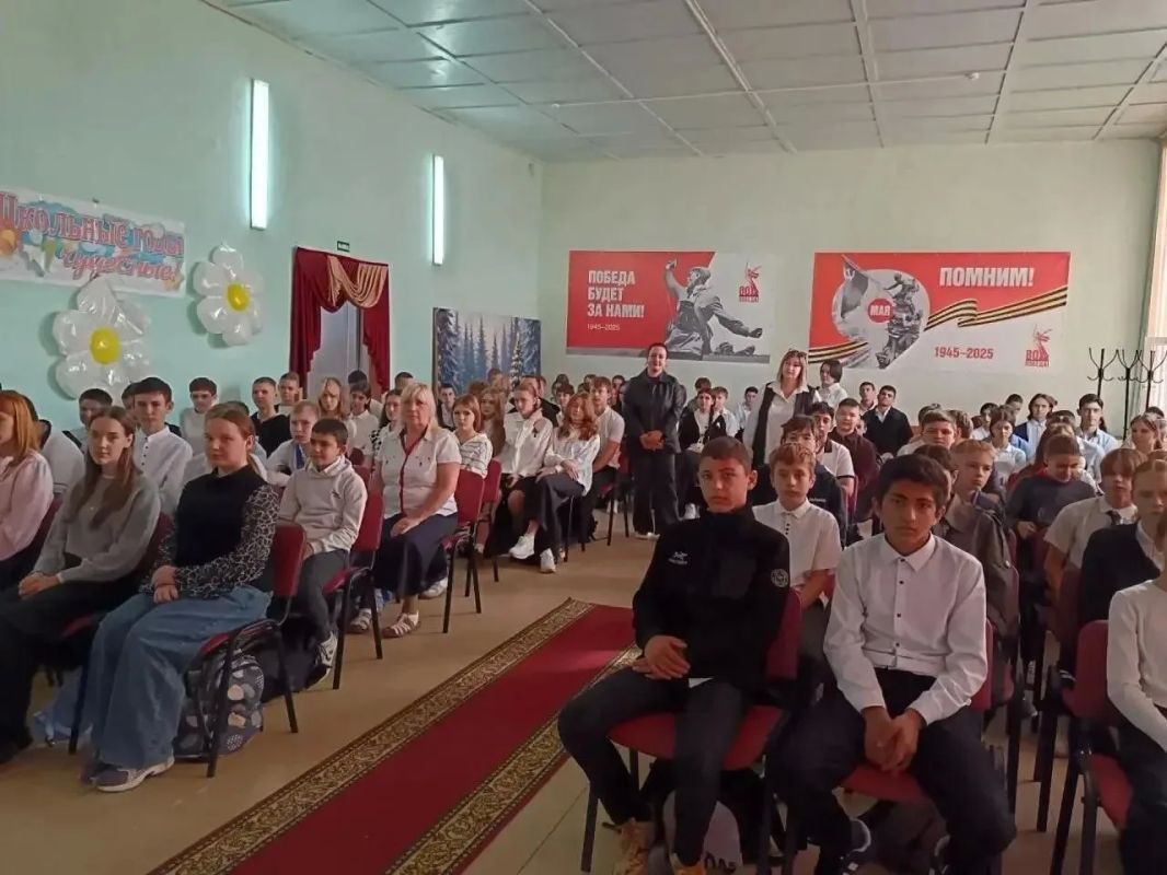 «Терроризм. За кадром»: важный разговор со школьниками «Терроризм. За кадром»: важный разговор со школьниками