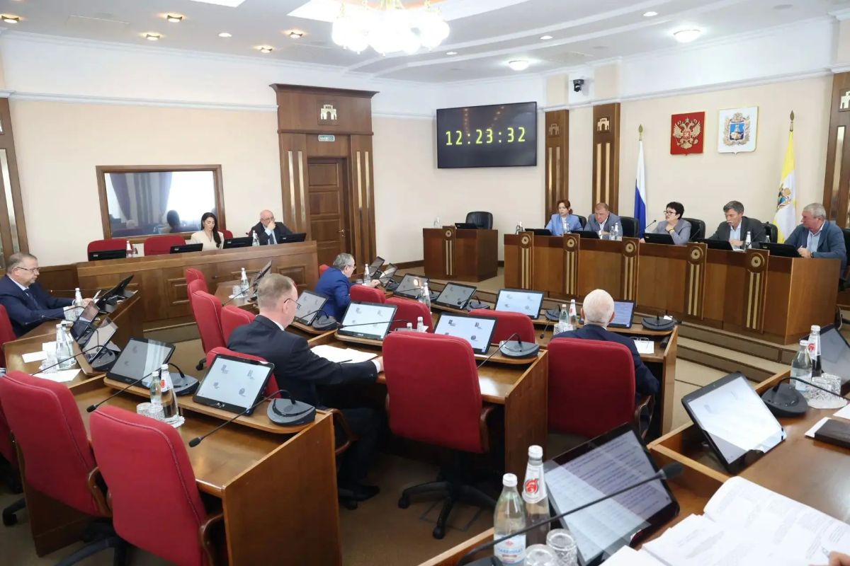 Совет Думы утвердил повестку октябрьского заседания