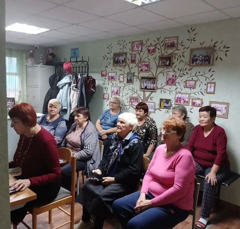 «Дивные краски осени»: литературное путешествие в Университете Третьего возраста «Дивные краски осени»: литературное путешествие в Университете Третьего возраста