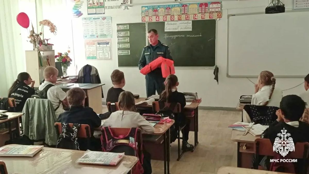 О безопасности на воде знают даже школьники, и взрослым стоит поучиться О безопасности на воде знают даже школьники, и взрослым стоит поучиться