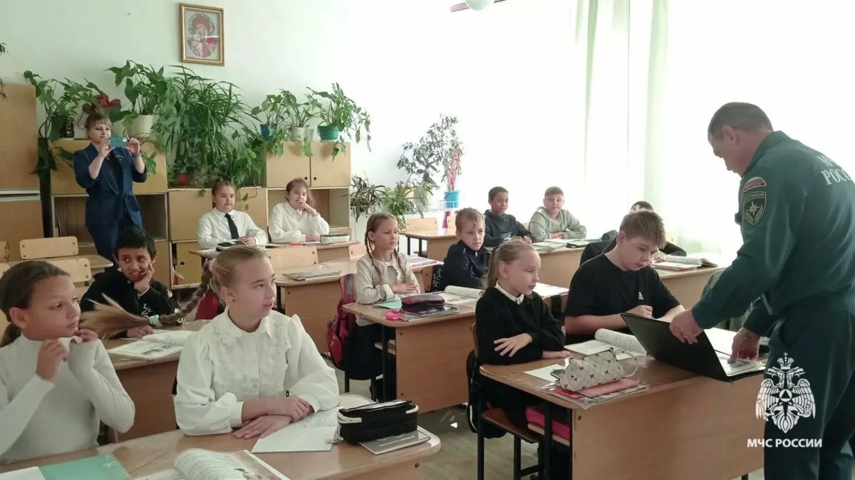 О безопасности на воде знают даже школьники, и взрослым стоит поучиться О безопасности на воде знают даже школьники, и взрослым стоит поучиться