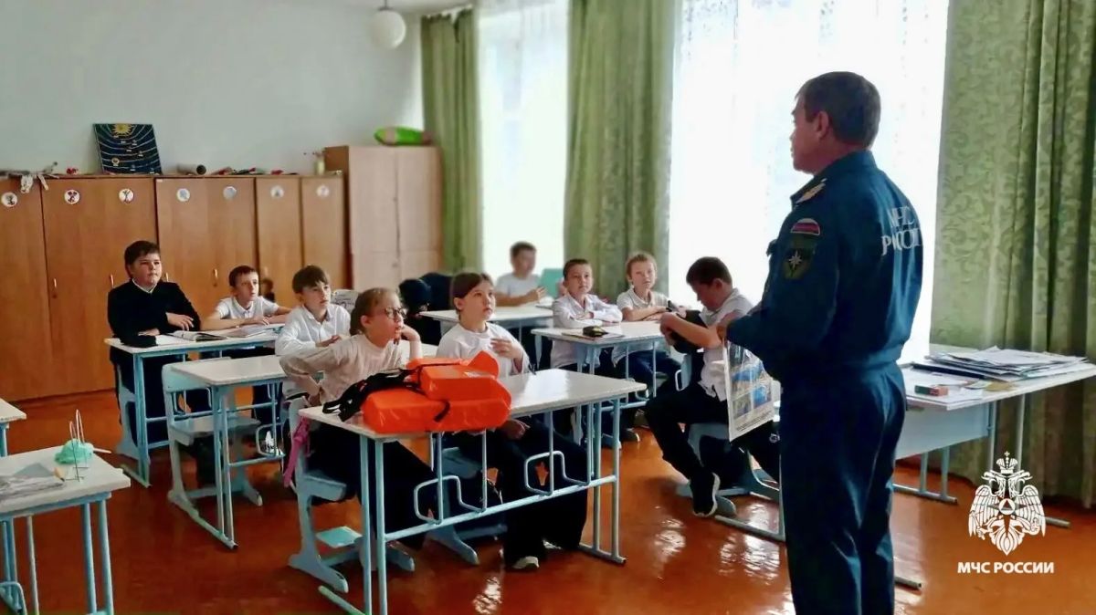 О безопасности на воде знают даже школьники, и взрослым стоит поучиться О безопасности на воде знают даже школьники, и взрослым стоит поучиться