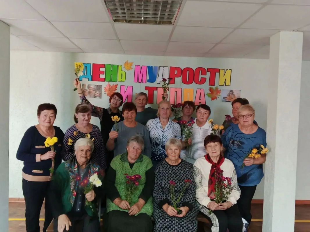 «День мудрости и доброты»: в Ачикулаке отметили День бабушек и дедушек