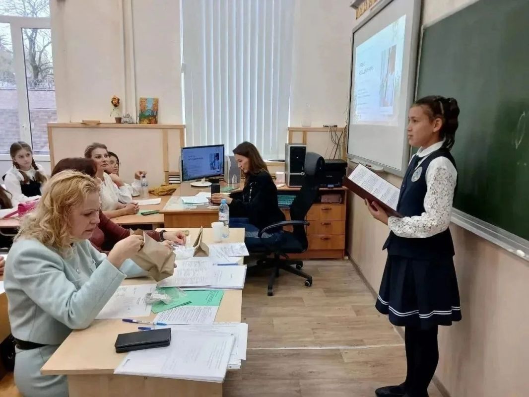 Школьники из Пятигорска, Ессентуков и Георгиевска представили работы на конференции «Юные Тимирязевцы» Школьники из Пятигорска, Ессентуков и Георгиевска представили работы на конференции «Юные Тимирязевцы»