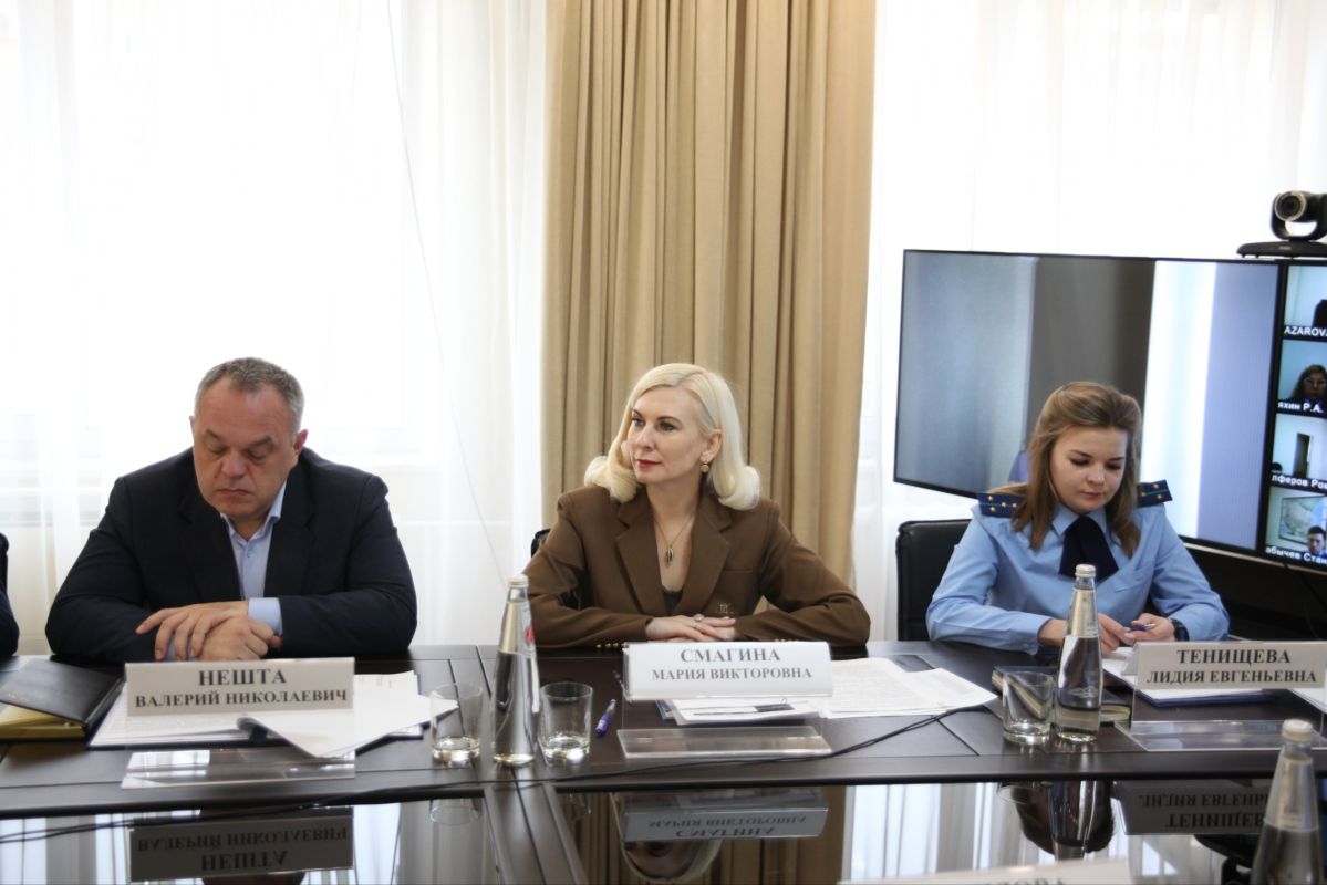 В прокуратуре края проведены координационное и межведомственное совещания руководителей правоохранительных органов Ставрополья В прокуратуре края проведены координационное и межведомственное совещания руководителей правоохранительных органов Ставрополья
