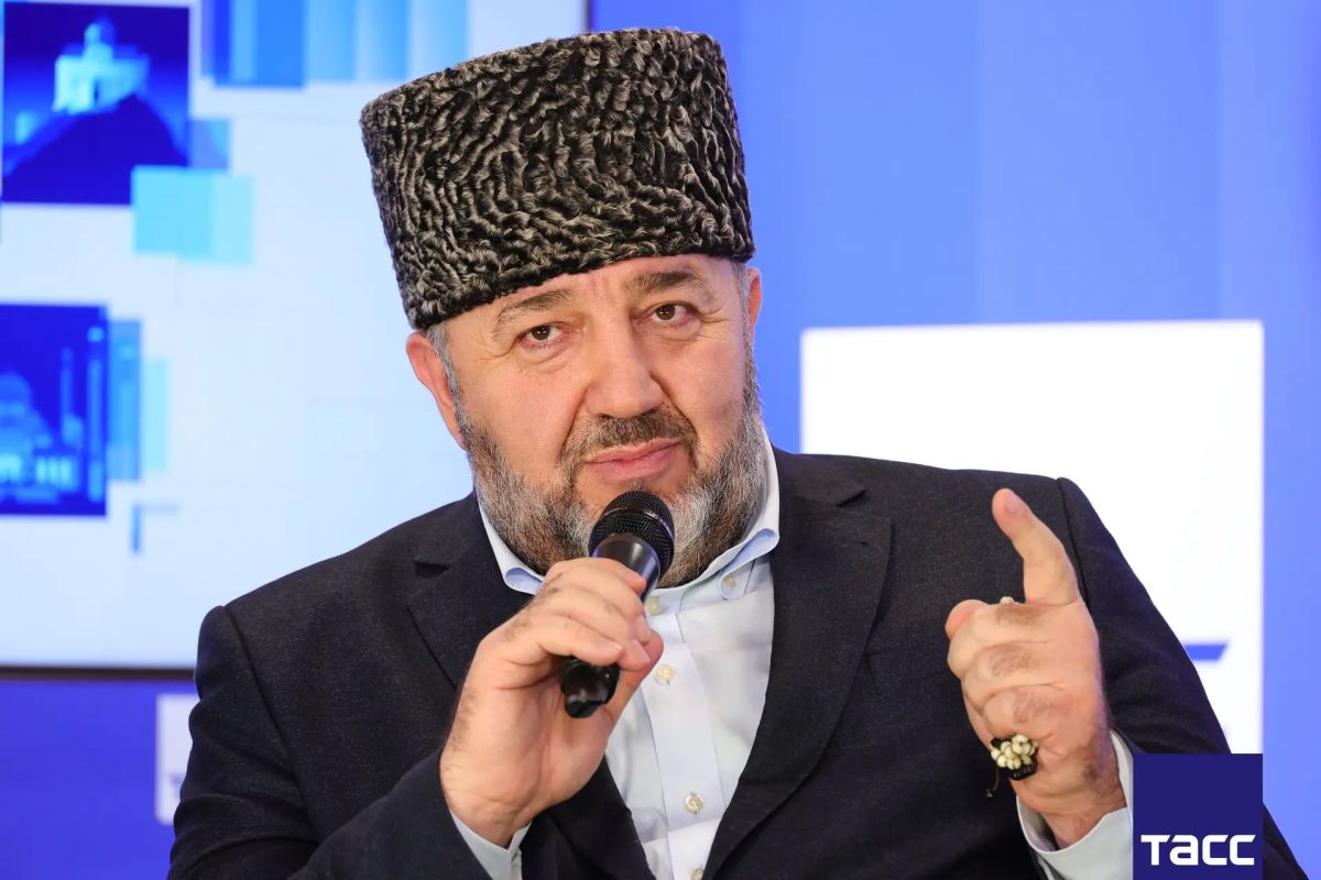 Главное из заявлений, а также фоторепортаж с пресс-конференции в Региональном информационном центре "ТАСС Кавказ", посвященной научно-практической конференции "Российский ислам как ресурс укрепления традиционных российских... Главное из заявлений, а также фоторепортаж с пресс-конференции в Региональном информационном центре "ТАСС Кавказ", посвященной научно-практической конференции "Российский ислам как ресурс укрепления традиционных российских...