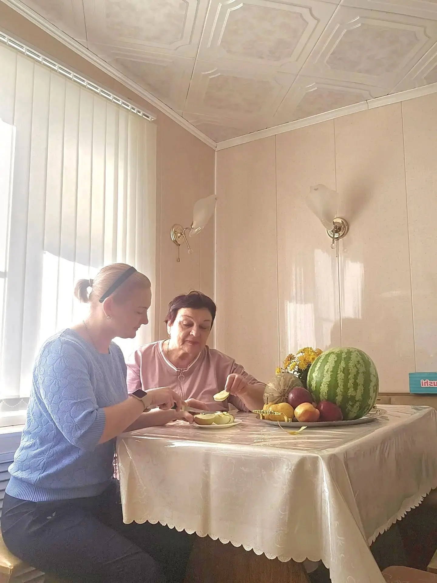 Программа «Жить здоровым — здорово!»: поддержка старшего поколения